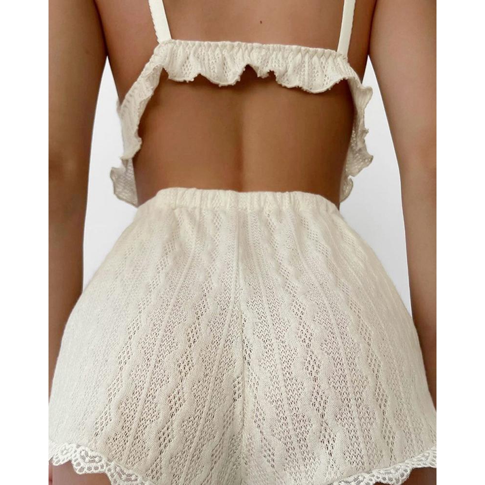 Koronkowe wykończenia Ruffle H – Lace Trim Cami recenzja i cena